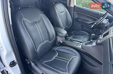 Внедорожник / Кроссовер Ford Kuga 2011 в 