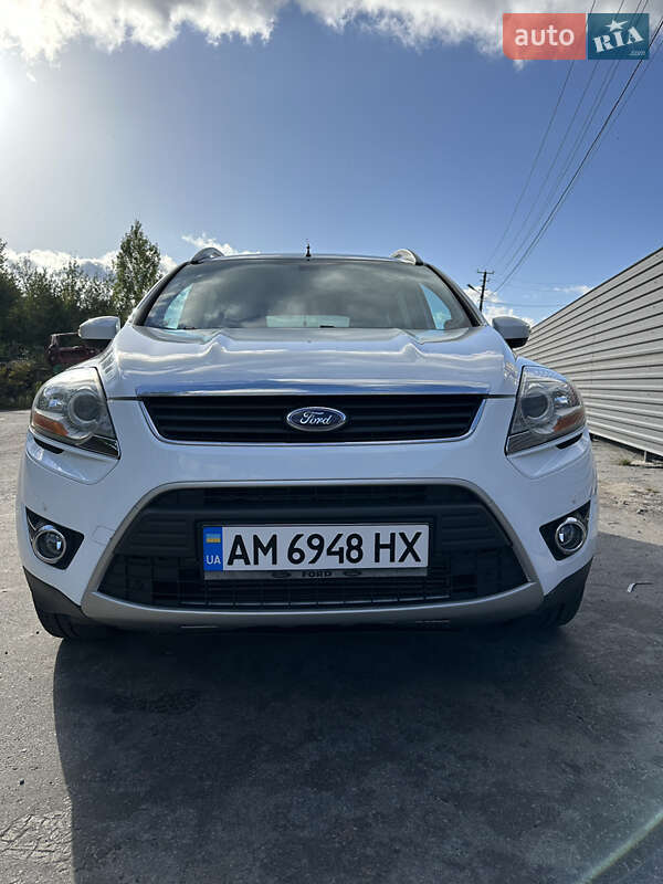 Внедорожник / Кроссовер Ford Kuga 2010 в Житомире