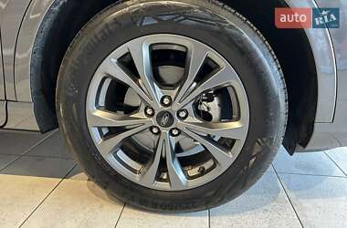 Внедорожник / Кроссовер Ford Kuga 2022 в 