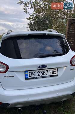 Внедорожник / Кроссовер Ford Kuga 2010 в 