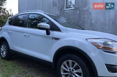 Внедорожник / Кроссовер Ford Kuga 2010 в 