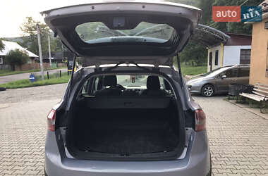 Внедорожник / Кроссовер Ford Kuga 2011 в 