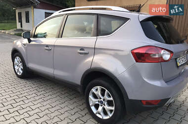 Внедорожник / Кроссовер Ford Kuga 2011 в 