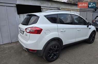 Позашляховик / Кросовер Ford Kuga 2010 в 