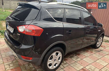 Внедорожник / Кроссовер Ford Kuga 2011 в 