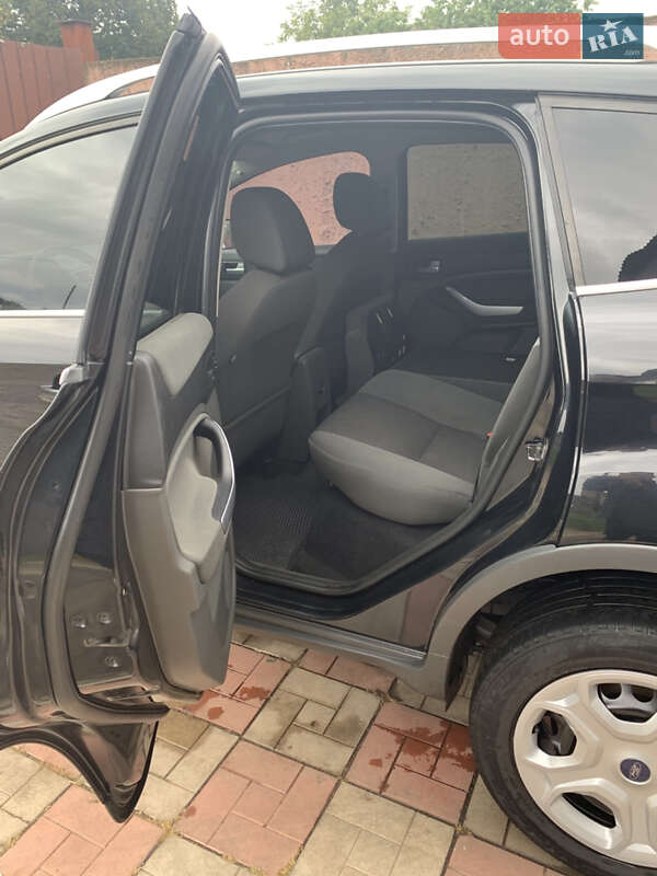 Внедорожник / Кроссовер Ford Kuga 2011 в Сумах