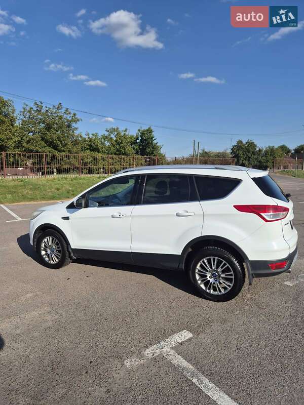 Внедорожник / Кроссовер Ford Kuga 2013 в Луцке