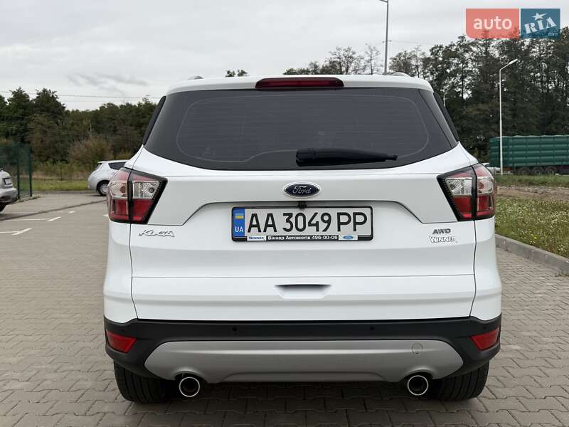 Внедорожник / Кроссовер Ford Kuga 2019 в Киеве