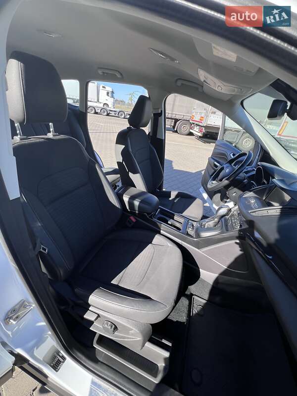 Внедорожник / Кроссовер Ford Kuga 2019 в Киеве