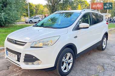 Внедорожник / Кроссовер Ford Kuga 2013 в Киеве