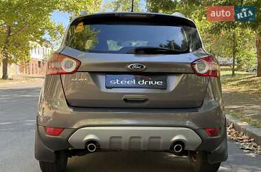 Внедорожник / Кроссовер Ford Kuga 2012 в 