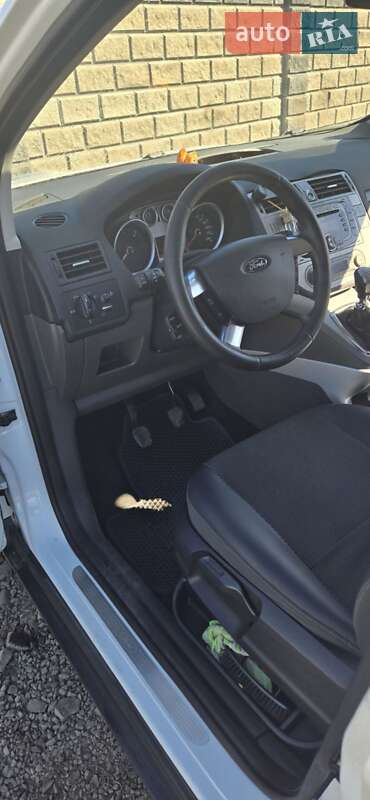 Позашляховик / Кросовер Ford Kuga 2010 в Луцьку
