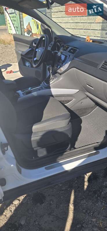 Позашляховик / Кросовер Ford Kuga 2010 в Луцьку