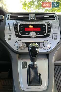 Внедорожник / Кроссовер Ford Kuga 2011 в 