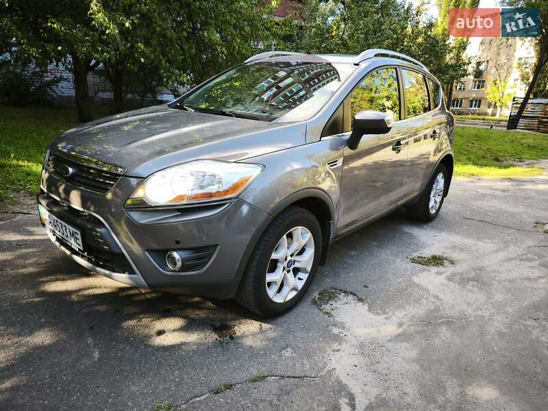 Внедорожник / Кроссовер Ford Kuga 2012 в Киеве