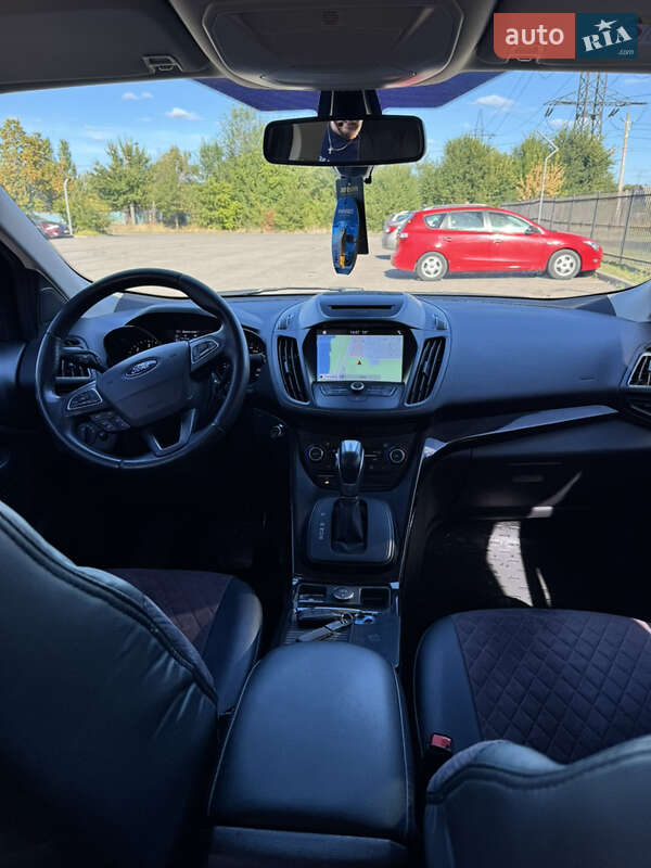 Внедорожник / Кроссовер Ford Kuga 2019 в Днепре