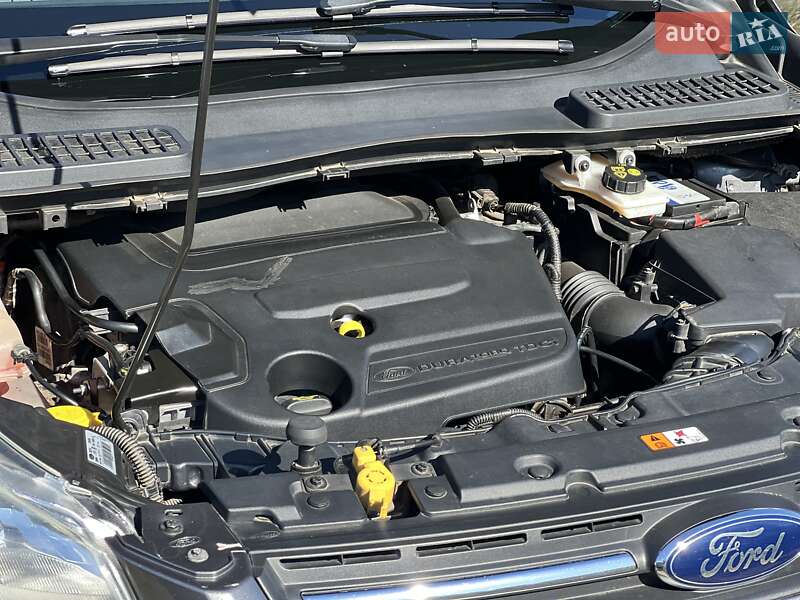 Позашляховик / Кросовер Ford Kuga 2013 в Тернополі