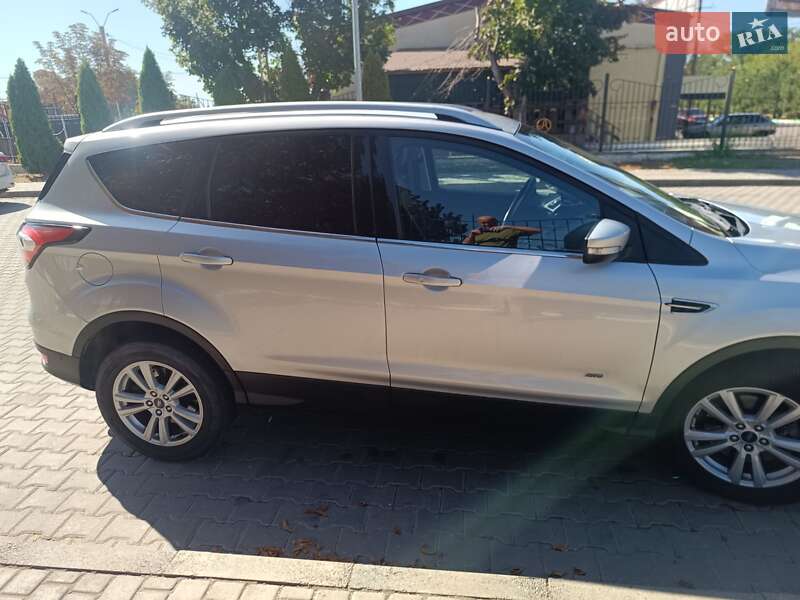 Позашляховик / Кросовер Ford Kuga 2017 в Одесі фото 3 Позашляховик / Кросовер Ford Kuga 2017 в Одесі