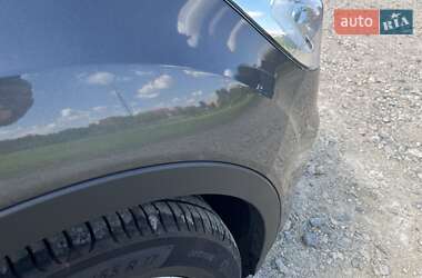 Внедорожник / Кроссовер Ford Kuga 2019 в 