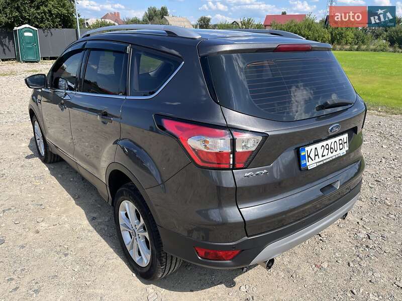 Внедорожник / Кроссовер Ford Kuga 2019 в Гатном