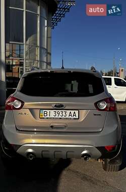 Внедорожник / Кроссовер Ford Kuga 2011 в 