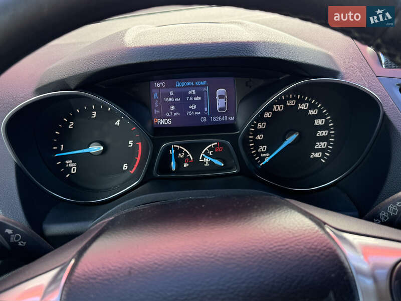 Внедорожник / Кроссовер Ford Kuga 2013 в Киеве