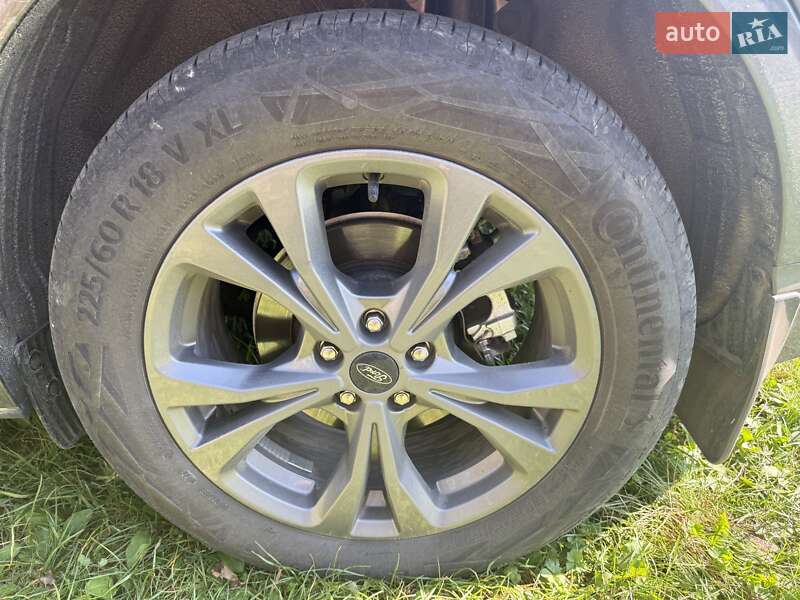 Внедорожник / Кроссовер Ford Kuga 2023 в Львове