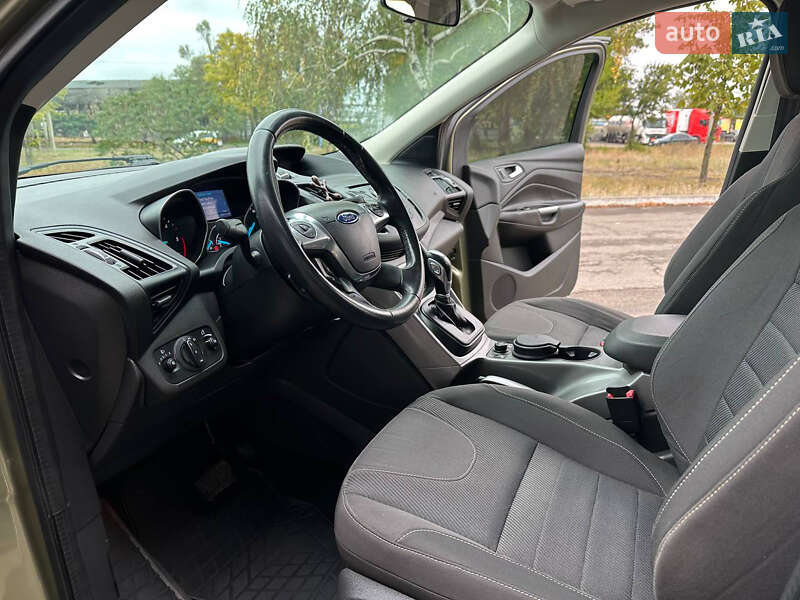 Внедорожник / Кроссовер Ford Kuga 2013 в Днепре