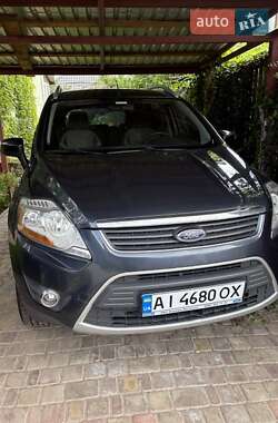 Внедорожник / Кроссовер Ford Kuga 2010 в 