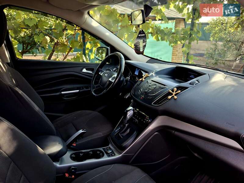 Внедорожник / Кроссовер Ford Kuga 2013 в Днепре