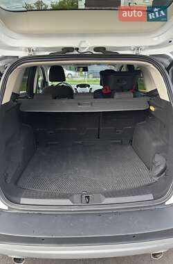 Внедорожник / Кроссовер Ford Kuga 2016 в 