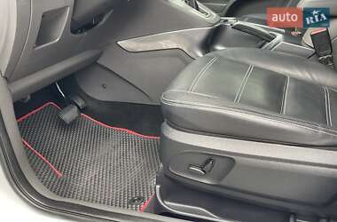 Внедорожник / Кроссовер Ford Kuga 2010 в 