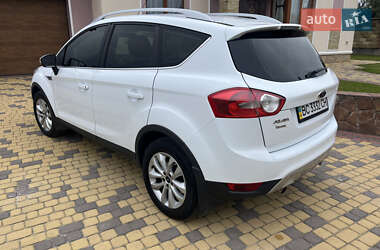 Внедорожник / Кроссовер Ford Kuga 2010 в 