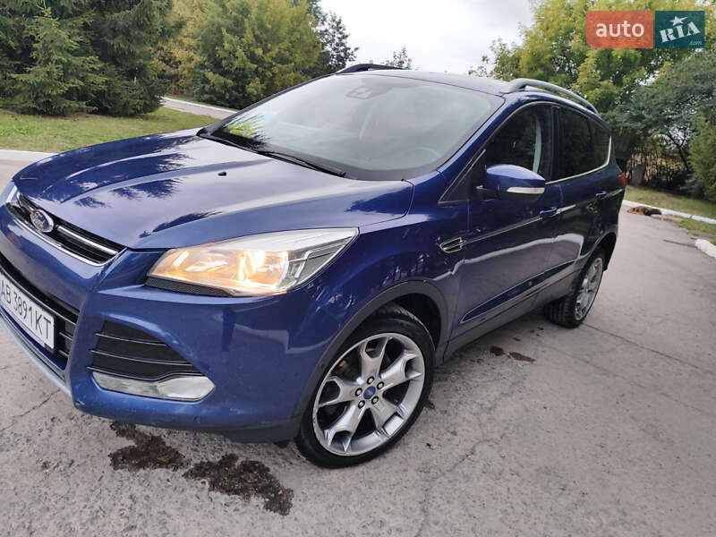 Внедорожник / Кроссовер Ford Kuga 2014 в 