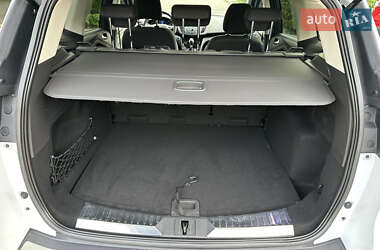 Внедорожник / Кроссовер Ford Kuga 2013 в 