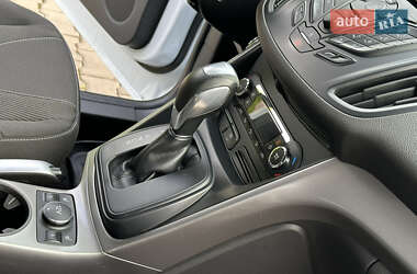 Внедорожник / Кроссовер Ford Kuga 2013 в 