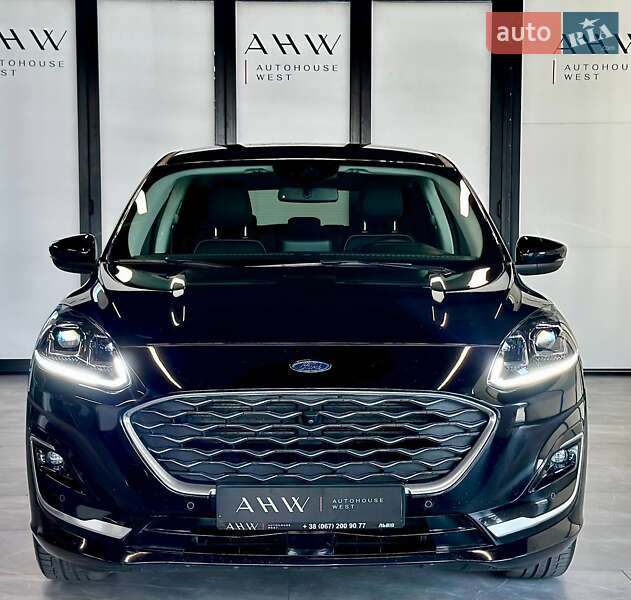 Внедорожник / Кроссовер Ford Kuga 2020 в Львове