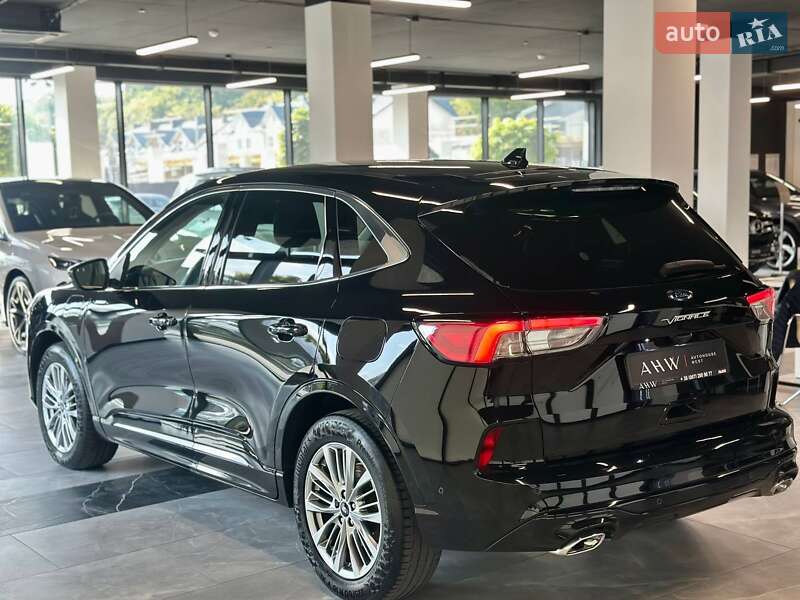 Внедорожник / Кроссовер Ford Kuga 2020 в Львове