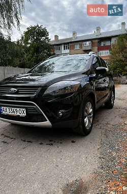 Позашляховик / Кросовер Ford Kuga 2011 в 
