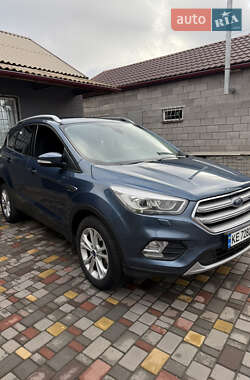 Внедорожник / Кроссовер Ford Kuga 2019 в Кривом Роге