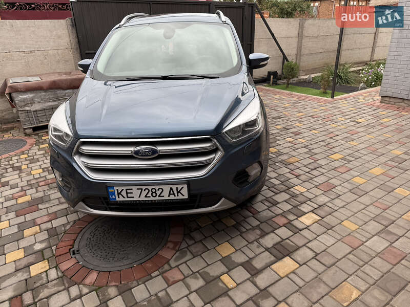 Внедорожник / Кроссовер Ford Kuga 2019 в Кривом Роге