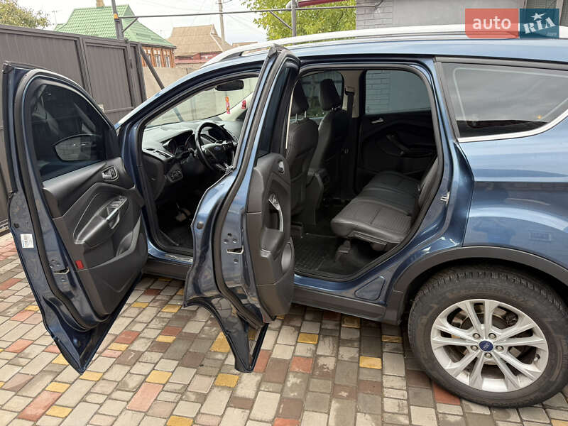 Внедорожник / Кроссовер Ford Kuga 2019 в Кривом Роге