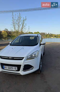 Позашляховик / Кросовер Ford Kuga 2013 в Києві