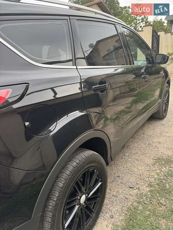 Внедорожник / Кроссовер Ford Kuga 2019 в Одессе