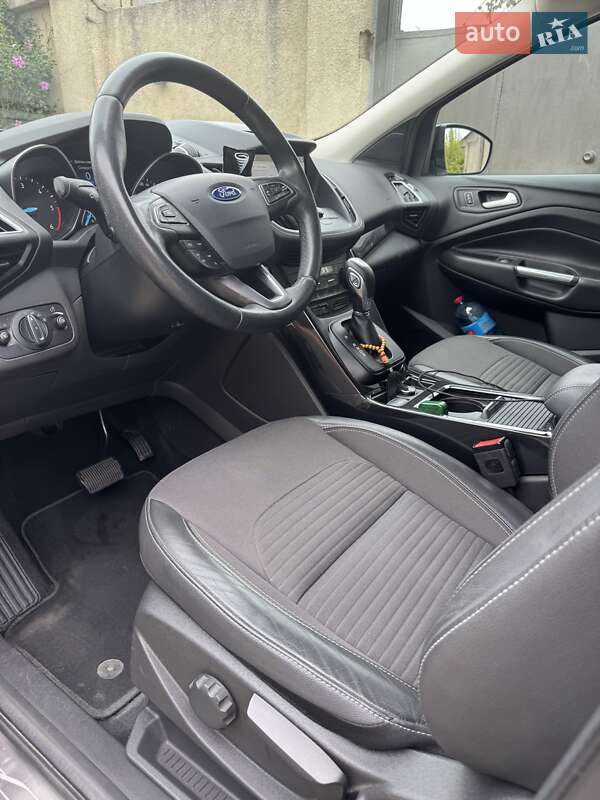 Внедорожник / Кроссовер Ford Kuga 2019 в Одессе