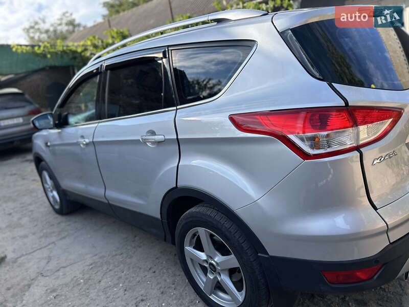 Внедорожник / Кроссовер Ford Kuga 2015 в Измаиле фото 6 Внедорожник / Кроссовер Ford Kuga 2015 в Измаиле