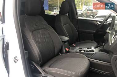 Внедорожник / Кроссовер Ford Kuga 2024 в 