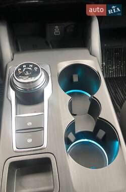 Внедорожник / Кроссовер Ford Kuga 2024 в 