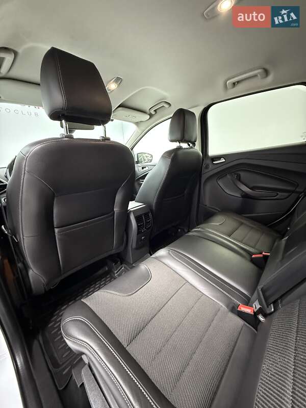 Внедорожник / Кроссовер Ford Kuga 2015 в Одессе фото 32 Внедорожник / Кроссовер Ford Kuga 2015 в Одессе