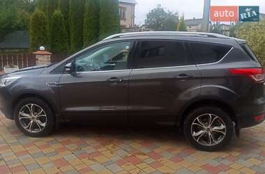 Внедорожник / Кроссовер Ford Kuga 2016 в Тернополе